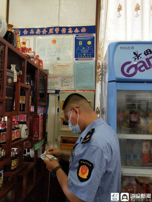 萊山解甲莊市場監(jiān)管所開展重點(diǎn)餐飲服務(wù)單位食品安全專項(xiàng)檢查